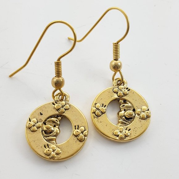 Vintage Winnie The Pooh Earrings - Picture 1 of 4